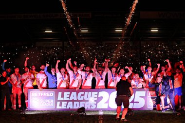 Hull KR lift the League Leaders Shield after the Betfred Super League round 27 match Hull KR vs Warrington Wolves at Sewell Group Craven Park, Kingston upon Hull, United Kingdom, 18th September 2025 