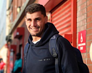 Sam Stone of Warrington Wolves arrives before the Betfred Super League round 27 match Hull KR vs Warrington Wolves at Sewell Group Craven Park, Kingston upon Hull, United Kingdom, 18th September 2025 
