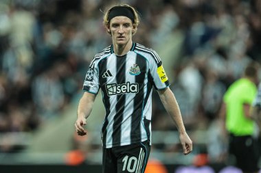 Newcastle 'dan Anthony Gordon UEFA Şampiyonlar Ligi 2025 / 26 Faz MD1 Faz United Barcelona' ya karşı St. James 's Park, Newcastle, İngiltere, 18 Eylül 2025 