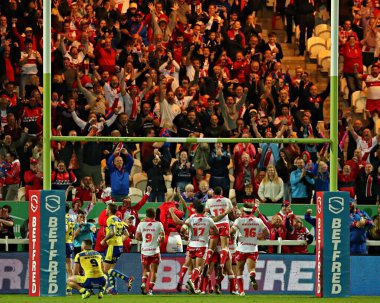 Tyrone May of Hull KR celebrates his try during the Betfred Super League round 27 match Hull KR vs Warrington Wolves at Sewell Group Craven Park, Kingston upon Hull, United Kingdom, 18th September 2025