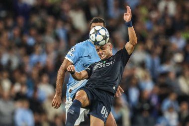 Manchester City 'den Rodrigo ve Napoli' den Stanislav Lobotka UEFA Şampiyonlar Ligi 25 / 26 Faz MD1 Manchester City Napoli Ligi 'ne karşı Manchester City Stadyumu' nda 18 Eylül 2025 