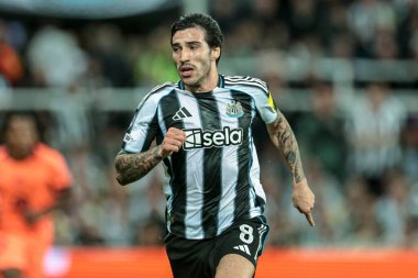 Newcastle 'dan Sandro Tonali UEFA Şampiyonlar Ligi 2025 / 26 Faz MD1 Faz United Barcelona' ya karşı St. James 's Park, Newcastle, İngiltere, 18 Eylül 2025 