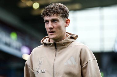 Nottingham Ormanı 'ndan Ryan Yates, Premier League maçından önce stadyuma geldi Burnley Nottingham Ormanı' na karşı Turf Moor, Burnley, İngiltere, 20 Eylül 2025