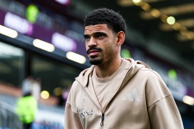 Nottingham Ormanı 'ndan Morgan Gibbs-White Premier League maçı öncesinde stadyuma geldi Burnley Nottingham Ormanı' na karşı Turf Moor, Burnley, İngiltere, 20 Eylül 2025