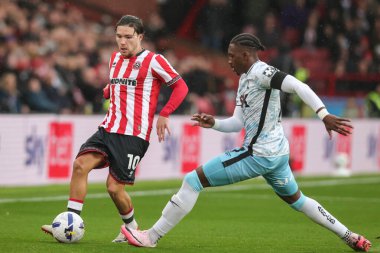 Sheffield United takımından Callum O 'Hare, 20 Eylül 2025' te Bramall Lane, Sheffield, İngiltere 'de oynanan Sheffield United - Charlton Athletic maçında maç yapıyor. 