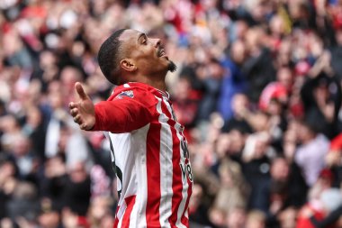 Sunderland 'dan Wilson Isidor, 20 Eylül 2025' te İngiltere 'nin Sunderland kentinde oynanan Premier League maçı Sunderland-Aston Villa maçında 1-1' lik galibiyet golünü kutluyor. 
