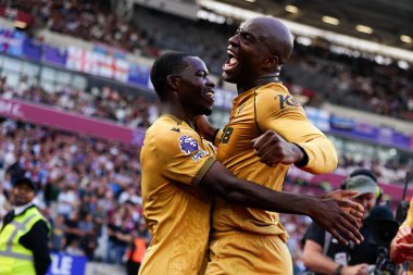 Crystal Palace 'dan Jean-Philippe Mateta ve Crystal Palace' dan Tyrick Mitchell, 20 Eylül 2025 'te Londra Stadyumu' nda oynanan Premier League maçında West Ham United - Crystal Palace maçında 1-2 öne geçtiler. 