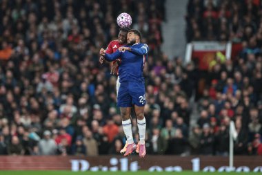 Manchester United 'dan Patrick Dorgu ve Chelsea' den Reece James Premier League maçında Manchester United Chelsea 'ye karşı 20 Eylül 2025' te Old Trafford, Manchester, İngiltere 'de mücadele etti. 