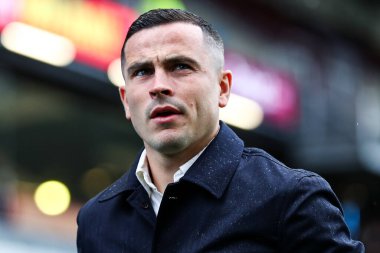 Burnley 'den Josh Cullen, 20 Eylül 202' de Burnley - Nottingham Forest maçı öncesinde stadyuma geldi.