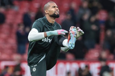 Chelsea 'den Robert Sanchez Premier League maçında Manchester United Chelsea' ye karşı 20 Eylül 2025 'te Old Trafford, Manchester, İngiltere' de oynanan ısınma maçında 