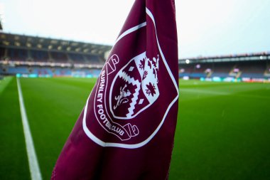 20 Eylül 2025 tarihinde Burnley, Burnley, Burnley 'de oynanan Premier Lig karşılaşması öncesinde Çim Mağribi bayrağının genel görünümü