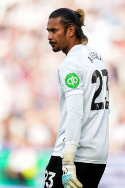 Premier League maçı sırasında West Ham United 'tan Alphonse Areola Londra Stadyumu' nda Crystal Palace 'a karşı, 20 Eylül 2025 