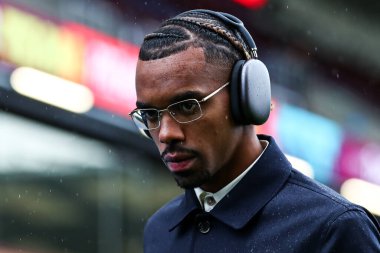 Burnley 'den Lucas Pires, Premier Lig karşılaşması öncesinde stadyuma geldi. Burnley, Burnley Ormanı' na karşı Turf Moor, Burnley, İngiltere, 20 Eylül 2025 