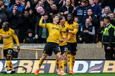 Wolverhampton Wanderers takımından Ladislav Krej, 20 Eylül 2025 'te İngiltere' nin Molineux kentinde oynanan Premier League maçında Wolverhampton Wanderers - Leeds United maçında 1-0 kazanma golünü kutluyor.