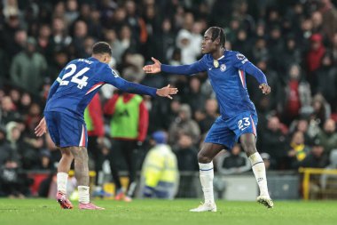 Chelsea 'li Trevoh Chalobah, Manchester United ile Chelsea maçında 20 Eylül 2025' te oynanan Premier League maçında 2-1 'lik galibiyet golünü kutluyor. 