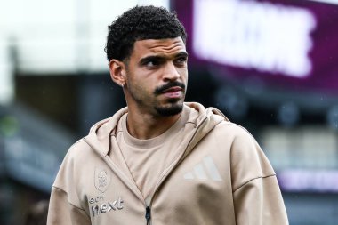Nottingham Ormanı 'ndan Morgan Gibbs-White Premier League maçı öncesinde stadyuma geldi Burnley Nottingham Ormanı' na karşı Turf Moor, Burnley, İngiltere, 20 Eylül 2025