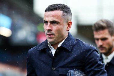 Burnley 'den Josh Cullen, 20 Eylül 2025' te Burnley - Nottingham Forest maçı öncesinde stadyuma geldi. 