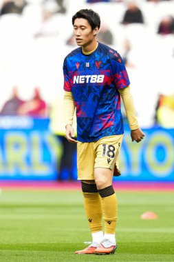 Kristal Saray 'dan Daichi Kamada Premier Lig karşılaşması öncesinde West Ham United, Londra Stadyumu' nda Crystal Palace 'a karşı, 20 Eylül 2025 