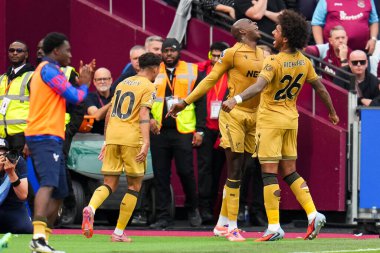 Kristal Saray 'dan Jean-Philippe Mateta ve Crystal Palace' dan Chris Richards, 20 Eylül 2025 'te Londra Stadyumu' nda oynanan Premier League karşılaşmasında West Ham United - Crystal Palace maçında 0-1 öne geçtiler. 