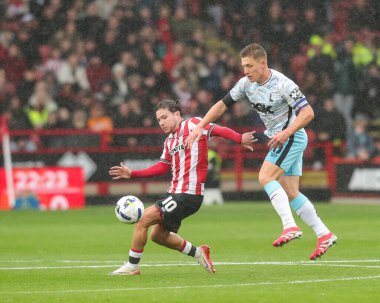 Sheffield United takımından Callum O 'Hare, 20 Eylül 2025' te Bramall Lane, Sheffield, İngiltere 'de oynanan Sheffield United - Charlton Athletic maçında maç yapıyor. 