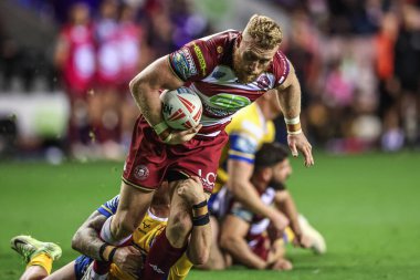 Wigan Warriors takımından Luke Thompson, 19 Eylül 2025 'te İngiltere' nin Wigan kentinde oynanan The Brick Community Stadyumu 'nda Wigan Warriors - Leeds Rhinos maçında 27.