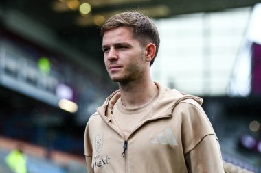 Nottingham Ormanı 'ndan James McAtee, Premier League maçından önce stadyuma geldi Burnley Nottingham Ormanı' na karşı Turf Moor, Burnley, İngiltere, 20 Eylül 2025 