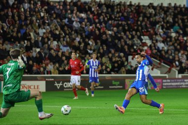 Brighton & Hove Albion 'dan Diego Gomez, 23 Eylül 2025 tarihinde Oakwell, Barnsley, Birleşik Krallık' ta oynanan Carabao Kupası 3. Raundda Barnsley-Brighton ve Hove Albion maçında 0-4 berabere kalma golünü attı. 