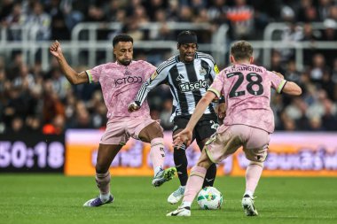 Newcastle Untie 'den Anthony Elanga, 24 Eylül 2025' te İngiltere 'nin Newcastle şehrinde oynanan Carabao Kupası 3. turunda Bradford City' ye karşı oynanan karşılaşmada Bradford City 'den Ibou Touray' i durdurdu. 