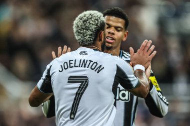 Newcastle Untied takımından Joelinton, 24 Eylül 2025 'te St.James' s Park, Newcastle, İngiltere 'de oynanan 3. Carabao Kupası karşılaşmasında 3-0' lık galibiyet golünü kutluyor. 
