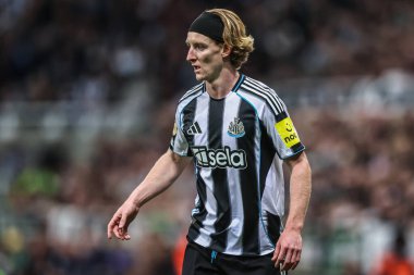 Newcastle 'dan Anthony Gordon Carabao Kupası 3. raundunda St.James' s Park, Newcastle, İngiltere 'de oynanan Newcastle United - Bradford City maçında berabere kaldı.   