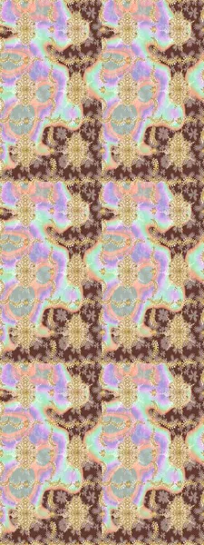 Kraliyet lüksü, altın barok kumaş rengi eskiz. Raster eskiz deseni altın antika ortaçağ dekoratifi, yapraklar ve altın desenli süslemeler tarafsız renklerde..