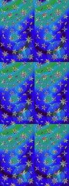 Parlak renkli çiçekleri olan ve mavi ve yeşil renkli yaprakları olan harika bir çiçek deseni. Moda baskıları için zarif bir şablon. Modern çiçek arkaplanı. Halk stili.