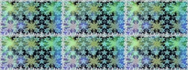 Süslü raster dekorasyonu. Barok tarzında duvar kağıdı tasarımı için kusursuz damaske deseni arkaplanı. Altın elementlerle mavi renklerde altın desen.