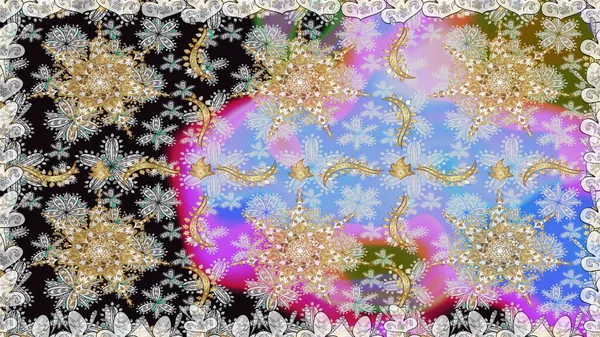 Altın çiçekli, pürüzsüz desen. Tarafsız ve gri renklerde altın bir element. Damask arkaplanı. Barok tarzında altın çiçekli süs..