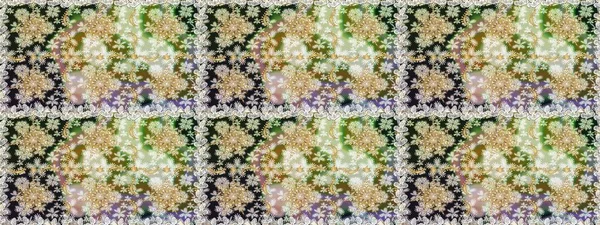 Dekoratif simetri arabesk. Doğum günü kartı, davetiye ya da afiş için iyidir. Tarafsız ve gri renklere altın. Kusursuz ortaçağ çiçek deseni. Raster illüstrasyonu.