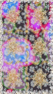 Çiçek süsü kumaş deseni, cam, çiçek desenli metal gri ve nötr renklerde altın elementler. Klasik altın sarısı..