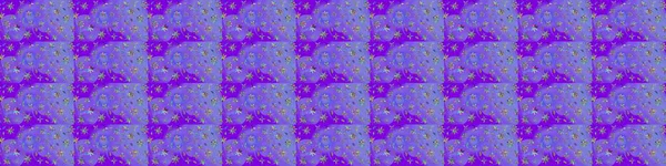 3D çiçekler, eskiz. Raster illüstrasyonu. Mor ve yeşil renkler üzerinde.