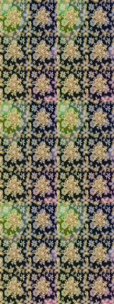 Barok tarzında kusursuz bir doğulu süsü. Gri renkli ve altın elementli geleneksel klasik altın sarısı desen.