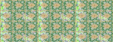 Altın elementli yeşil renkler. Raster altın çiçek süsü brokar kumaş ve cam desenli. Altın şablonu çiz. Çiçek desenli altın metal..