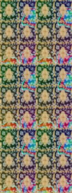 Damask çizim kalıbı arka planı tekrarlıyor. Bej renklerde altın element. Barok tarzında altın çiçek süsü. Antika altın tekrarlanabilir duvar kağıdı.