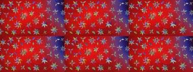 Kırmızı ve mor renkte çiçekler. Kumaş desenli papatya çiçekleri ayrıntıları.