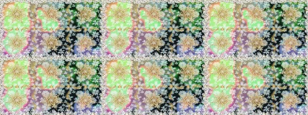 Tarafsız ve gri renklerdeki altın desenli altın elementler. Geleneksel klasik altın desen. Raster oryantal süs. Barok tarzında kusursuz bir doğulu süsü..