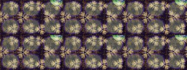 Küçük renkli çiçekler. Çiçekli bahar çiçekleri. Moda baskıları için zarif bir şablon. Motley illüstrasyonu. Küçük çiçekte şirin desenler.