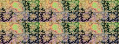 Raster altın desen. Doğulu stil, altın elementlerle altın rengi nötr renkte arabesk yapar. Kusursuz kıvırcık saçlar..