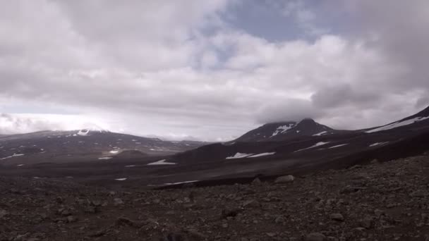 Kamchatka Vulkane Mutnovsky Vilyuchinsky Allgemeine Ansicht Herbst Schnee — Stockvideo