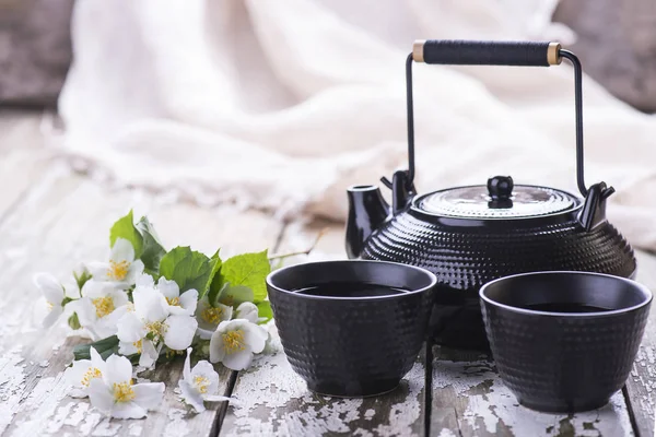 Green Tea Teapot Two Cups Hot Drink Branch Jasmine Wooden — Stock Photo, Image