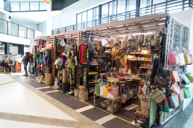 Miri, Sarawak, 1 Eylül 2018: Miri El Sanatları Merkezi Sarawak yerli etnik sanat ve zanaat turist için teşvik