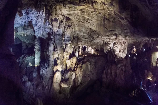 Различные Формирования Пределах Пещерных Палат Национальном Парке Мулу Саравак Малайзия — стоковое фото