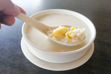 Ve arpa içki soya ile pişmiş ginkgo fındık oryantal Çince düzenli olarak içecekler sağlıklı hazırlık