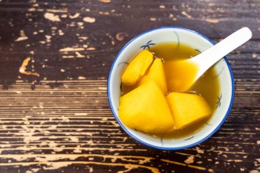 Zencefil tatlı çorba ile tatlı patates, Hong Kong'da popüler tatlı tatlı